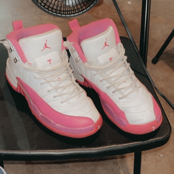 ***STILL AVAILABLE***- Air Jordan Retro 12 Vivid Pink Valentines Day Drop - Picture 7 of 14